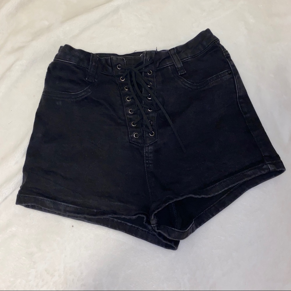 Lace up black shorts - size 6